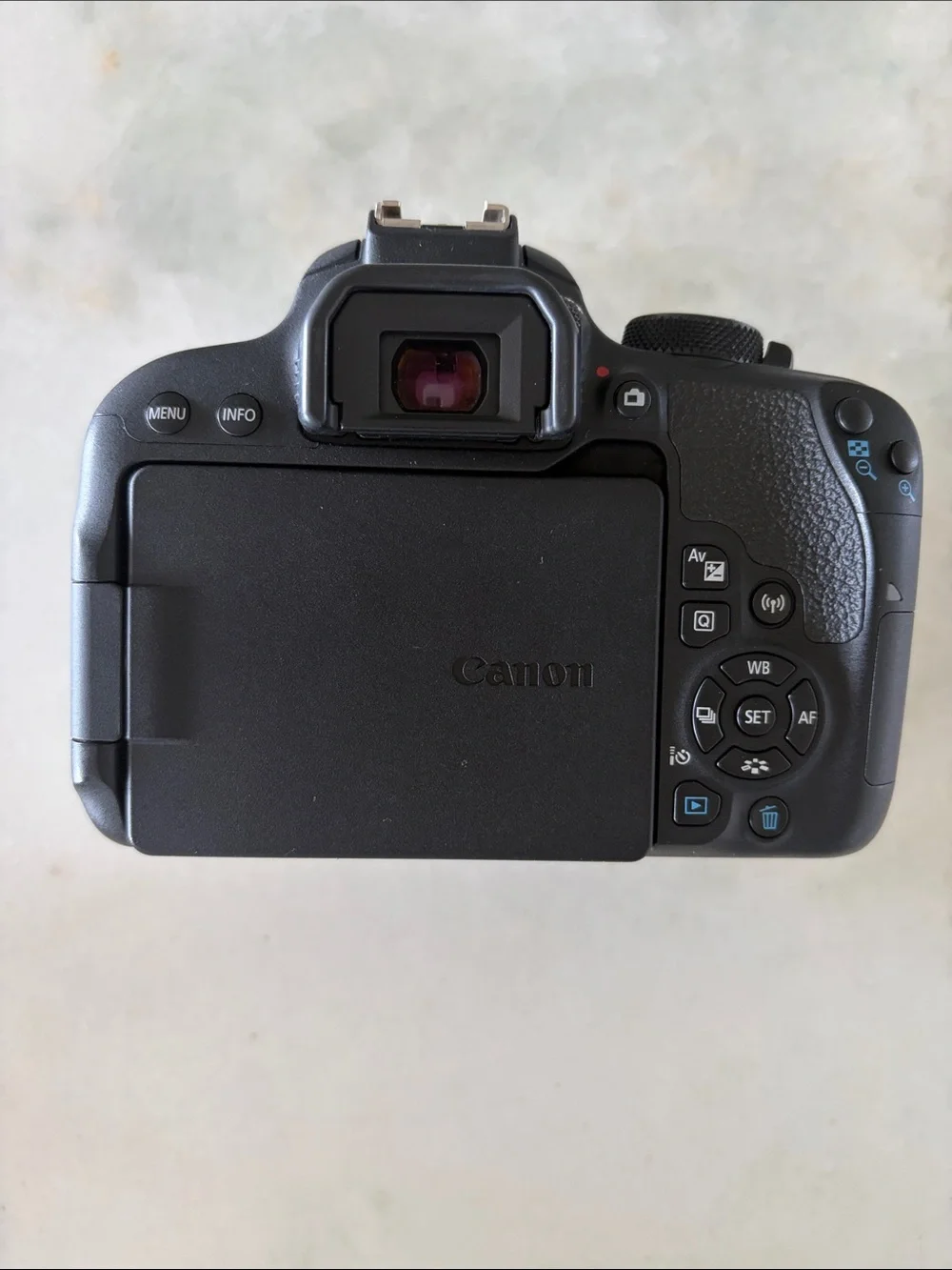 Canon EOS Rebel T7i DSLR Camera Body only-Black + 3 Batteries & Charger